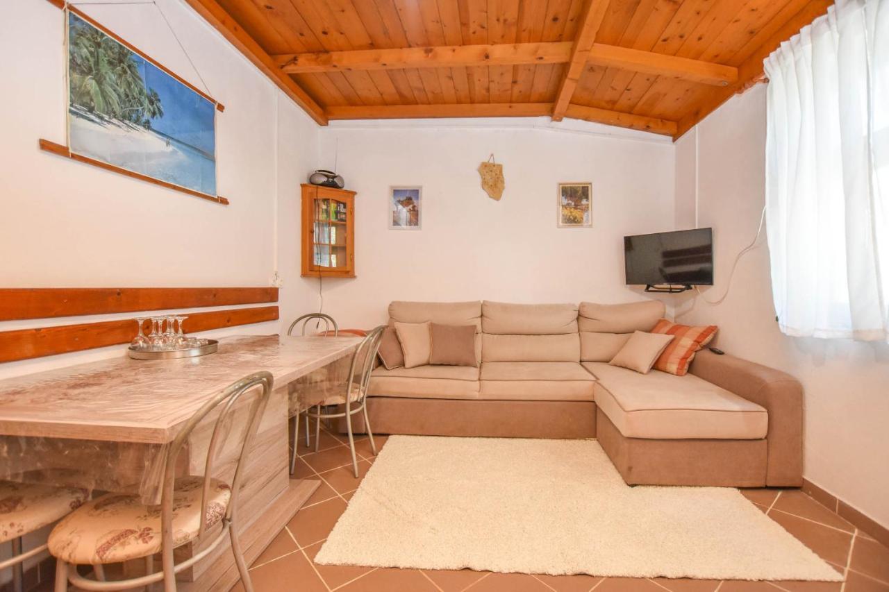 House Oliva Villa Tkon Eksteriør billede